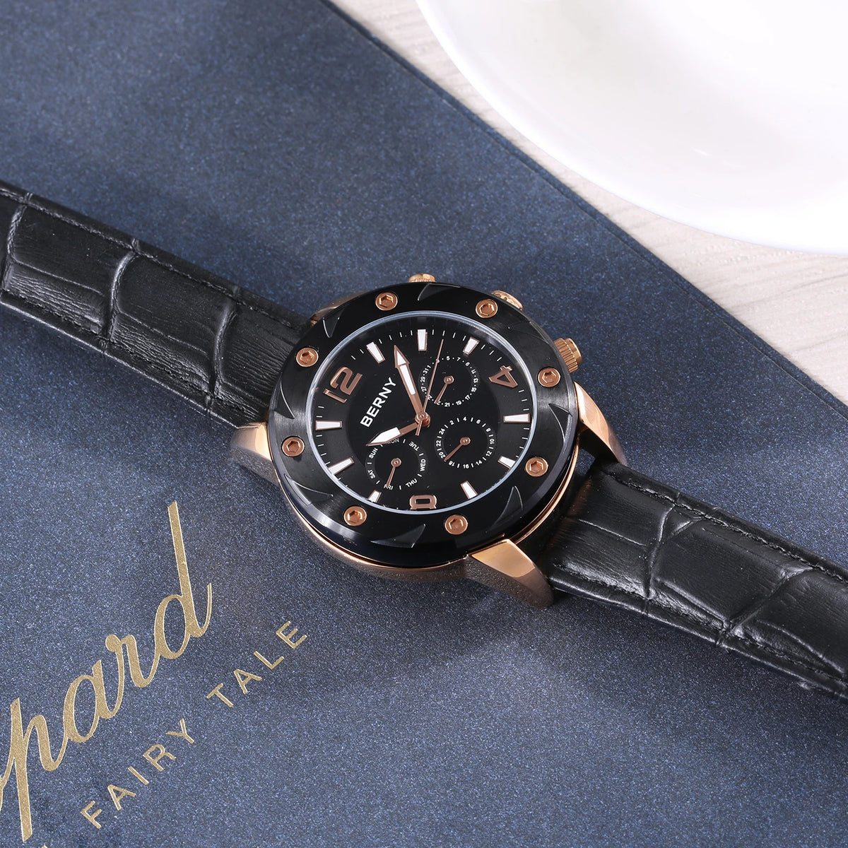 BERNY Men's Quartz Watch – Multifunction Dial Business Leather Strap Luminous Waterproof