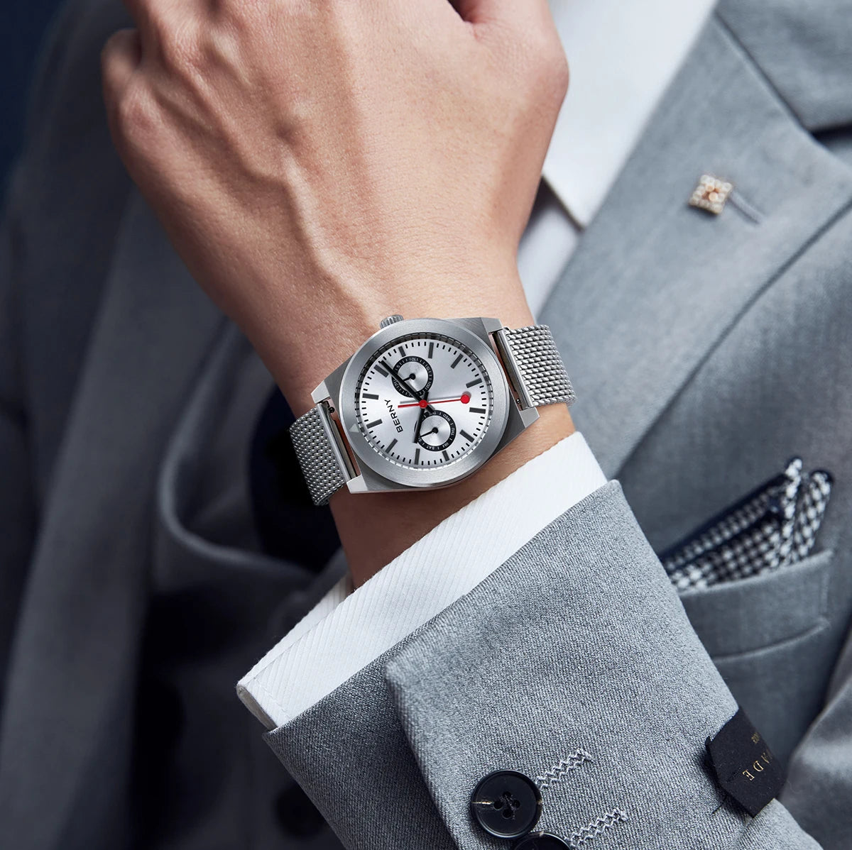 BERNY Men's Track Watch – Stainless Steel Panda Dial Rotating Bezel Casual