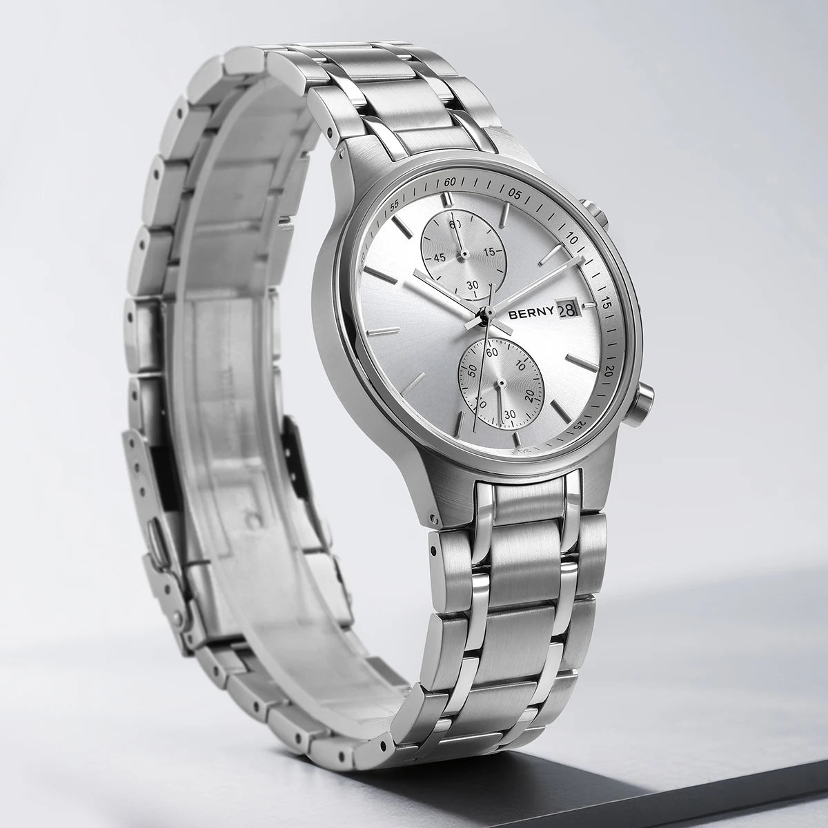 BERNY Men's Chronograph Quartz Watch – Luminous Multi-Function Wristwatch