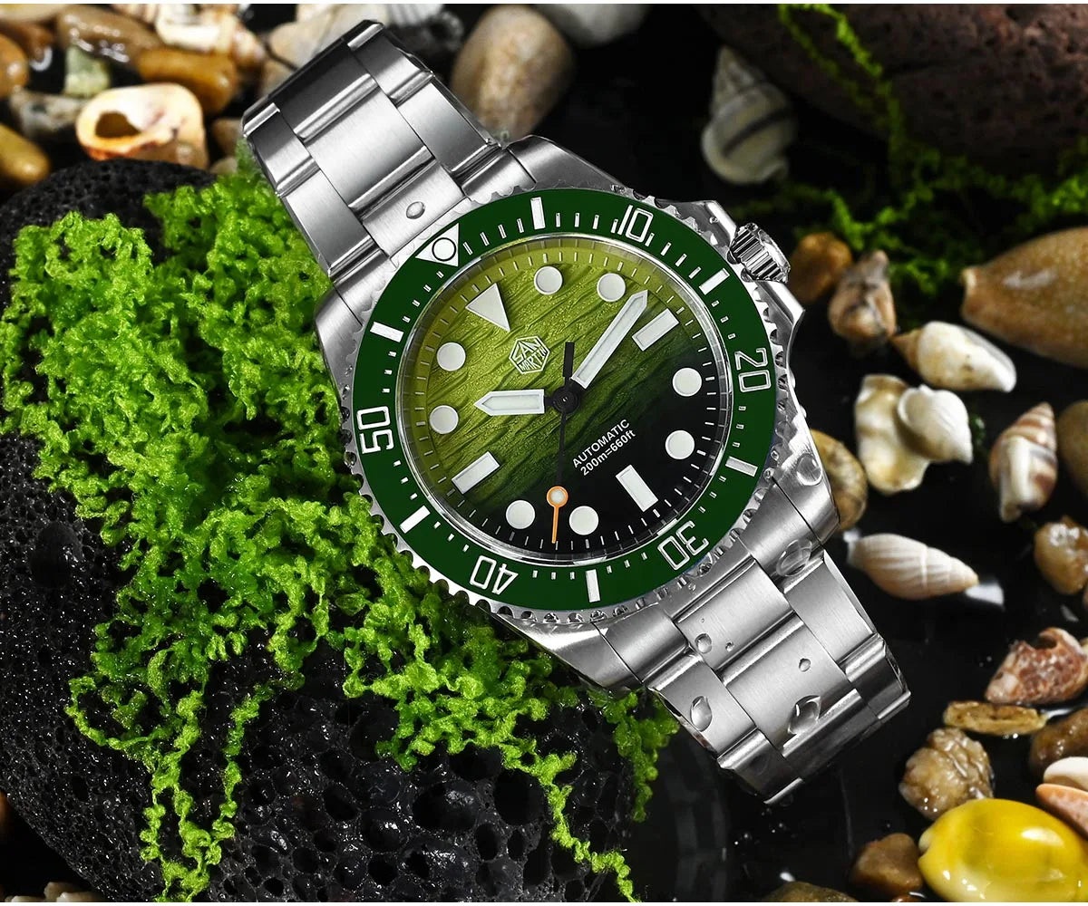San Martin SN0126 Men’s Dive Watch 38mm – Miyota 90S5 Automatic, Wave Dial, 200m Water Resistant