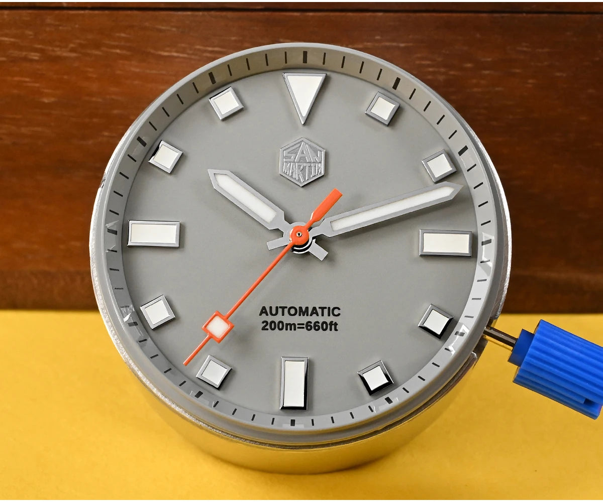 San Martin NH35 Automatic Diver Watch – 39.5mm, 200M Waterproof, Luminous