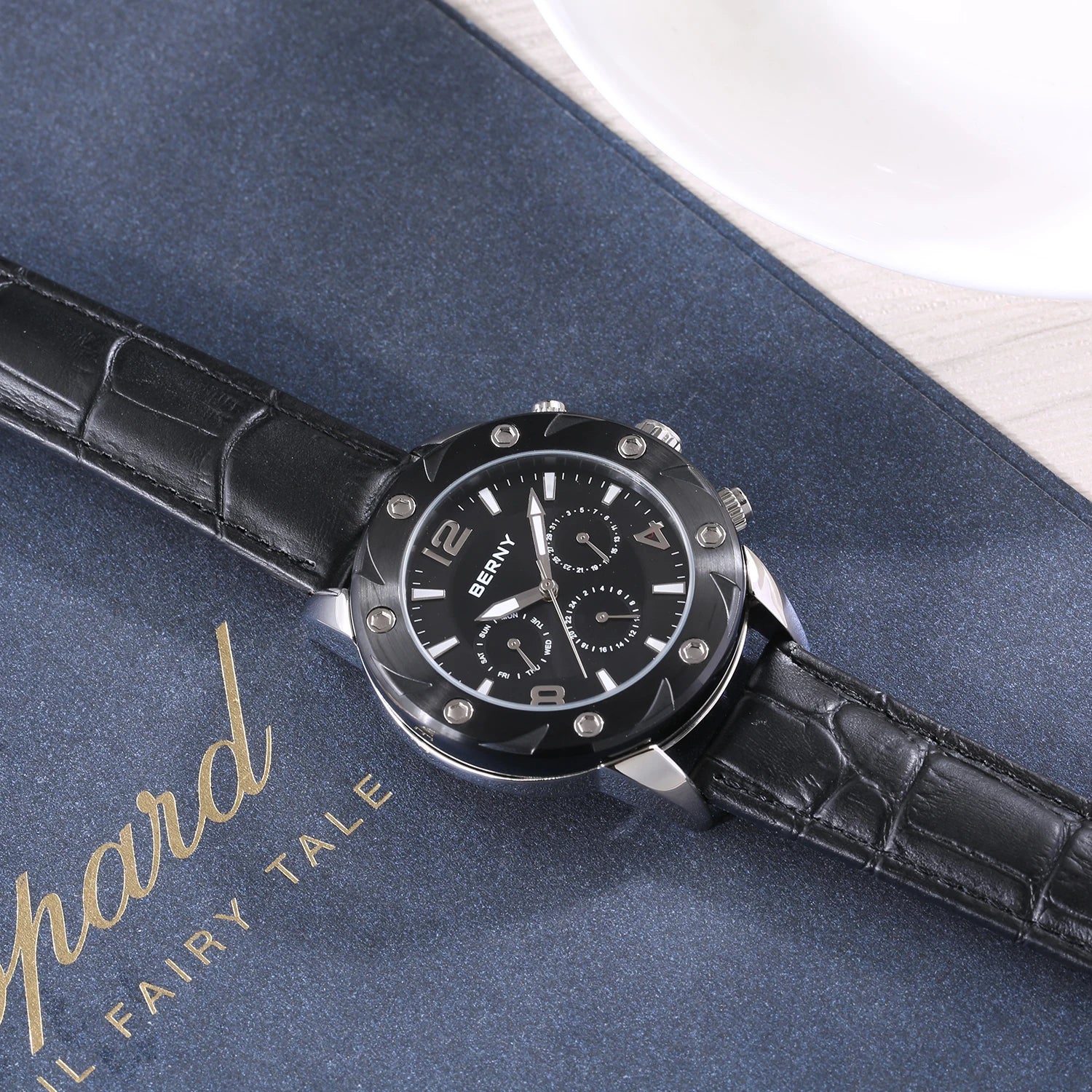 BERNY Men's Quartz Watch – Multifunction Dial Business Leather Strap Luminous Waterproof