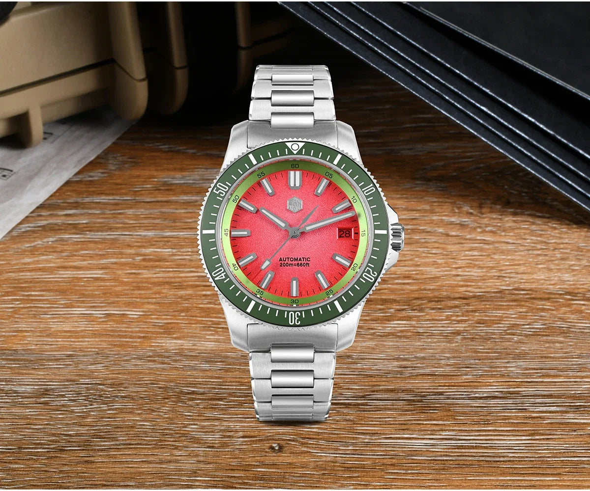 San Martin SN0118 40mm Dive Watch – NH35 Automatic Mechanical, 200m Water Resistant
